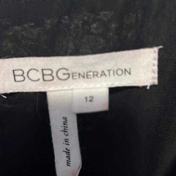 3/$20 bcbg  print dress - Picture 5 of 6